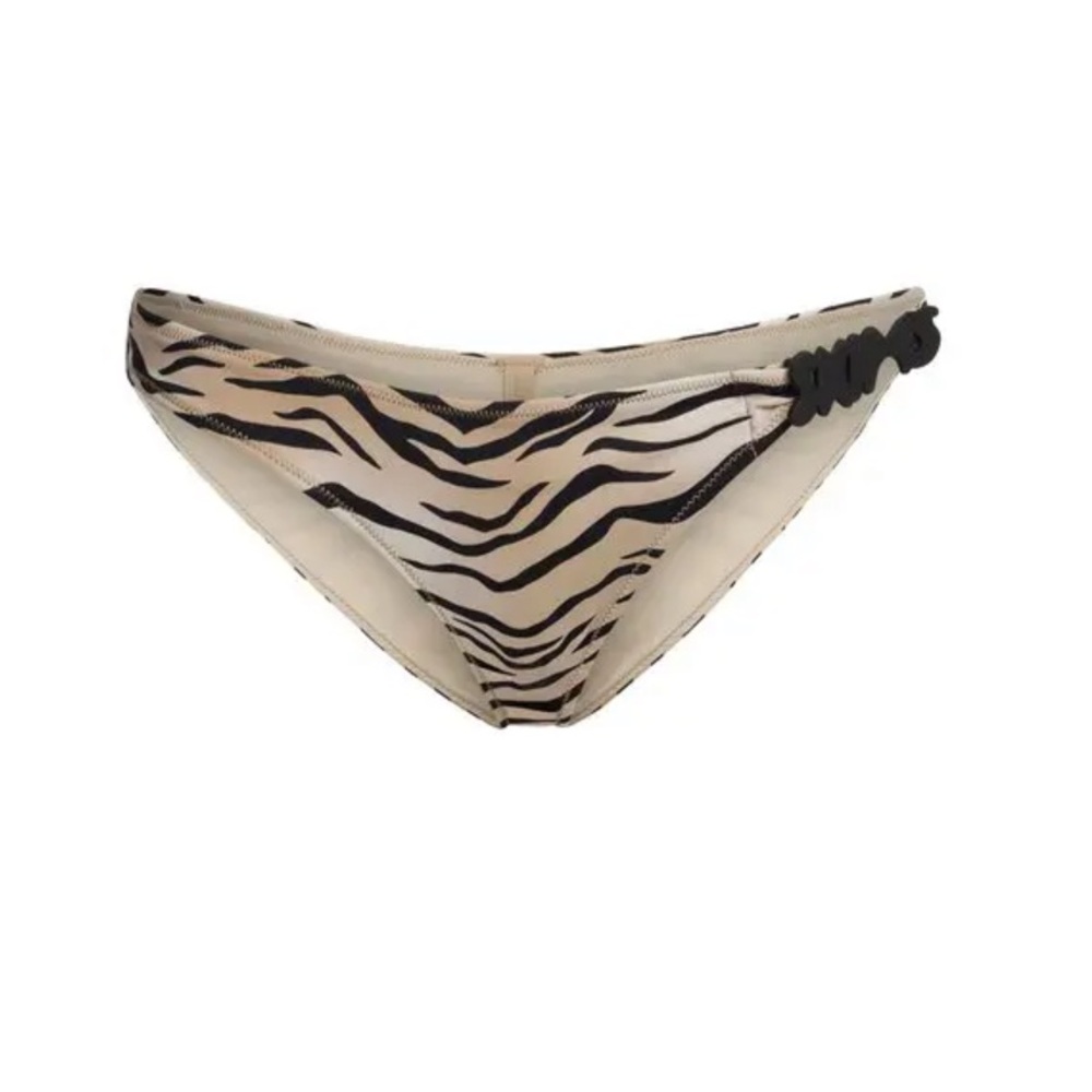 SKIMS SWIM LOGO HARDWARE BIKINI BOTTOM IN CHAMPAGNE TIGER PRINT M